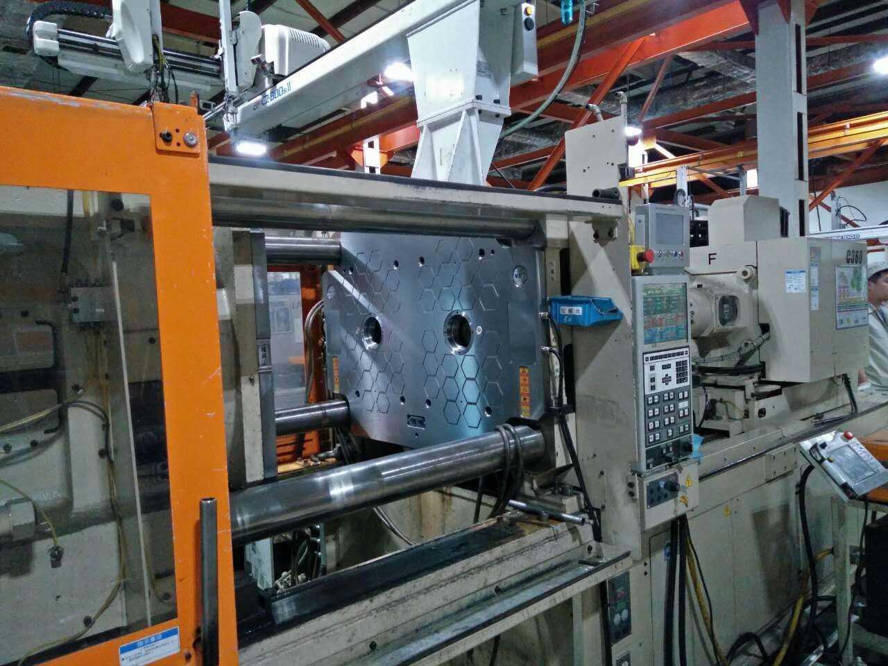 雙色注塑機快速換模系統(tǒng)