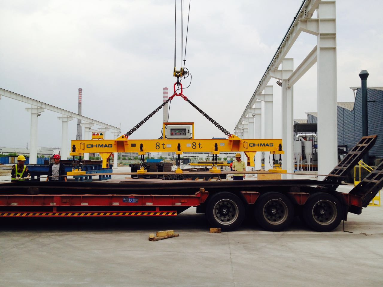 電永磁吊具搬運(yùn)鋼板，千豪