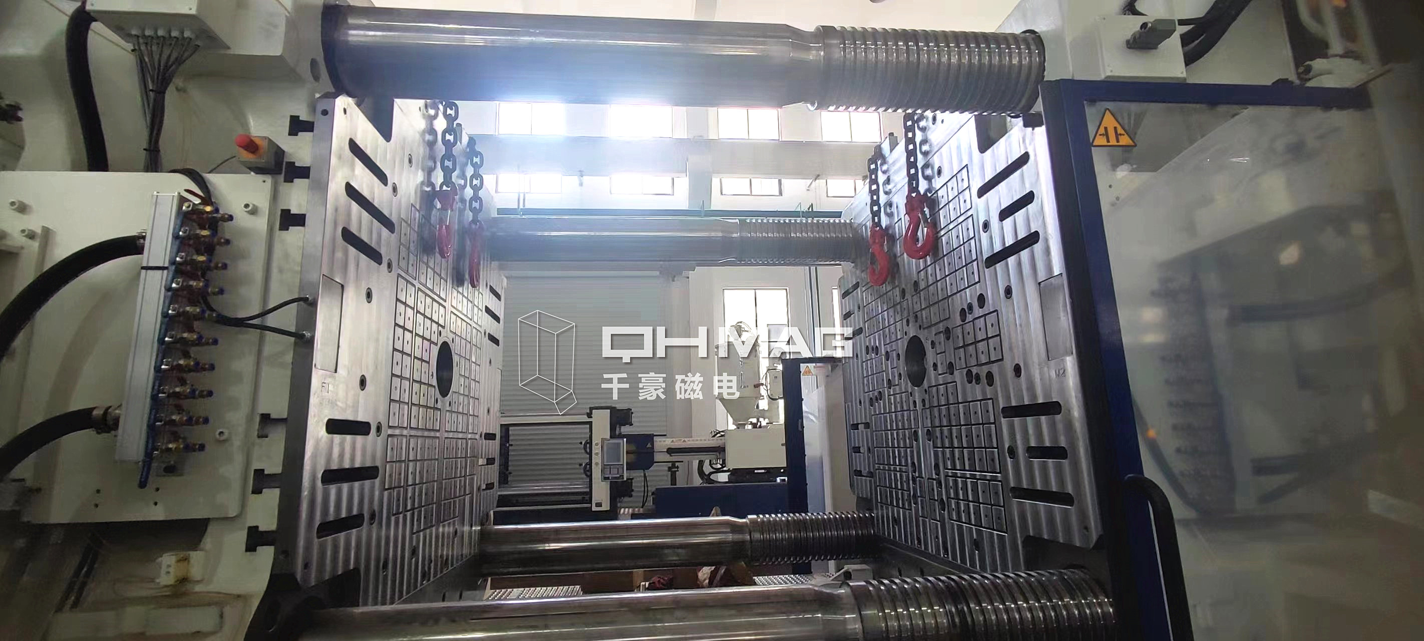 千豪注塑機(jī)快速換模系統(tǒng)，磁力模板，電永磁快速換模系統(tǒng)